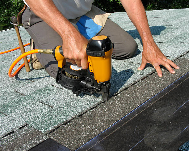Quick and Trustworthy Emergency Roof Repair Services in Weatherby Lake, MO